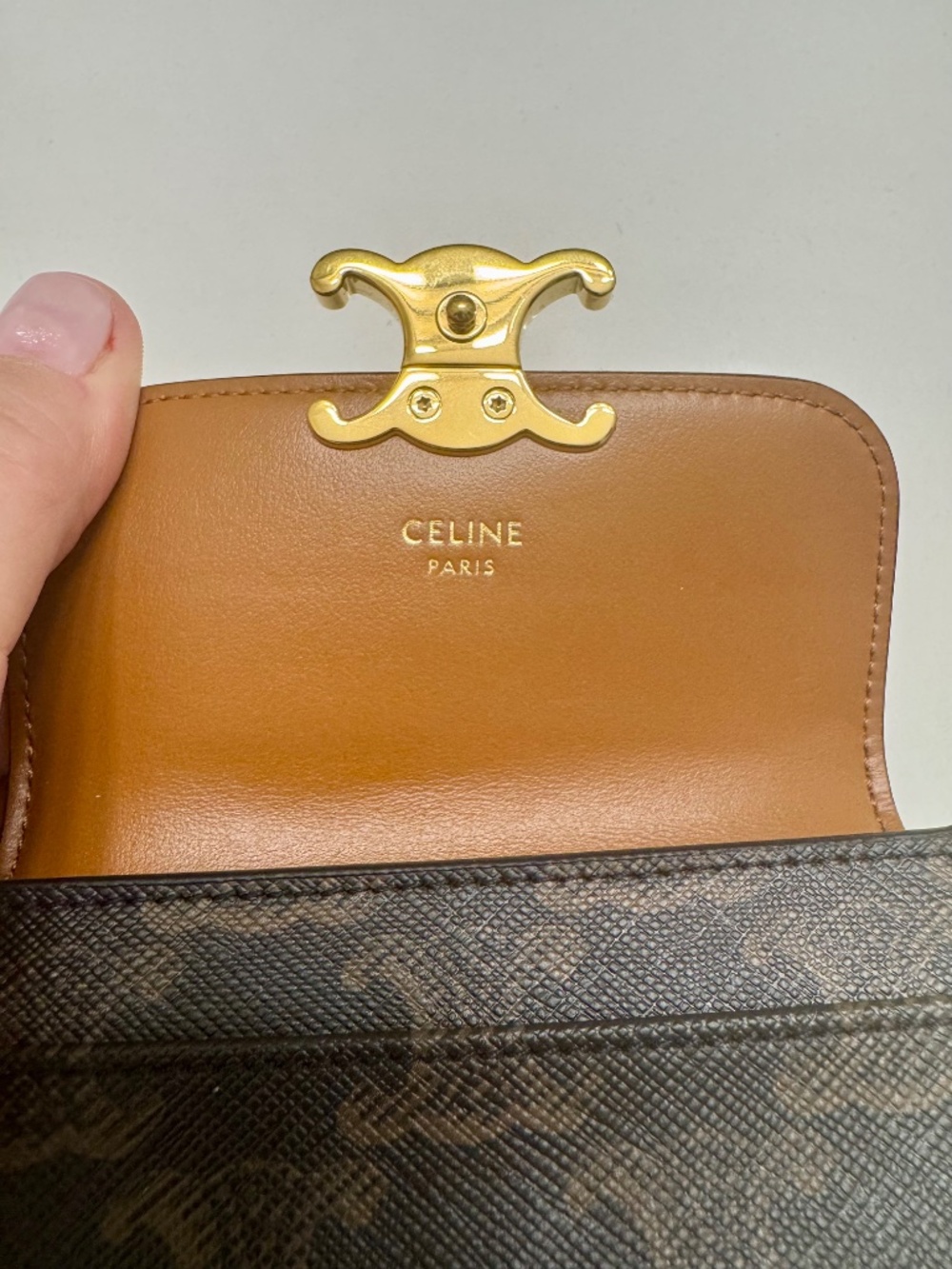 CELINE CARD HOLDER W/ FLAP IN TRIOMPHE CANVAS - Picture 2 of 8